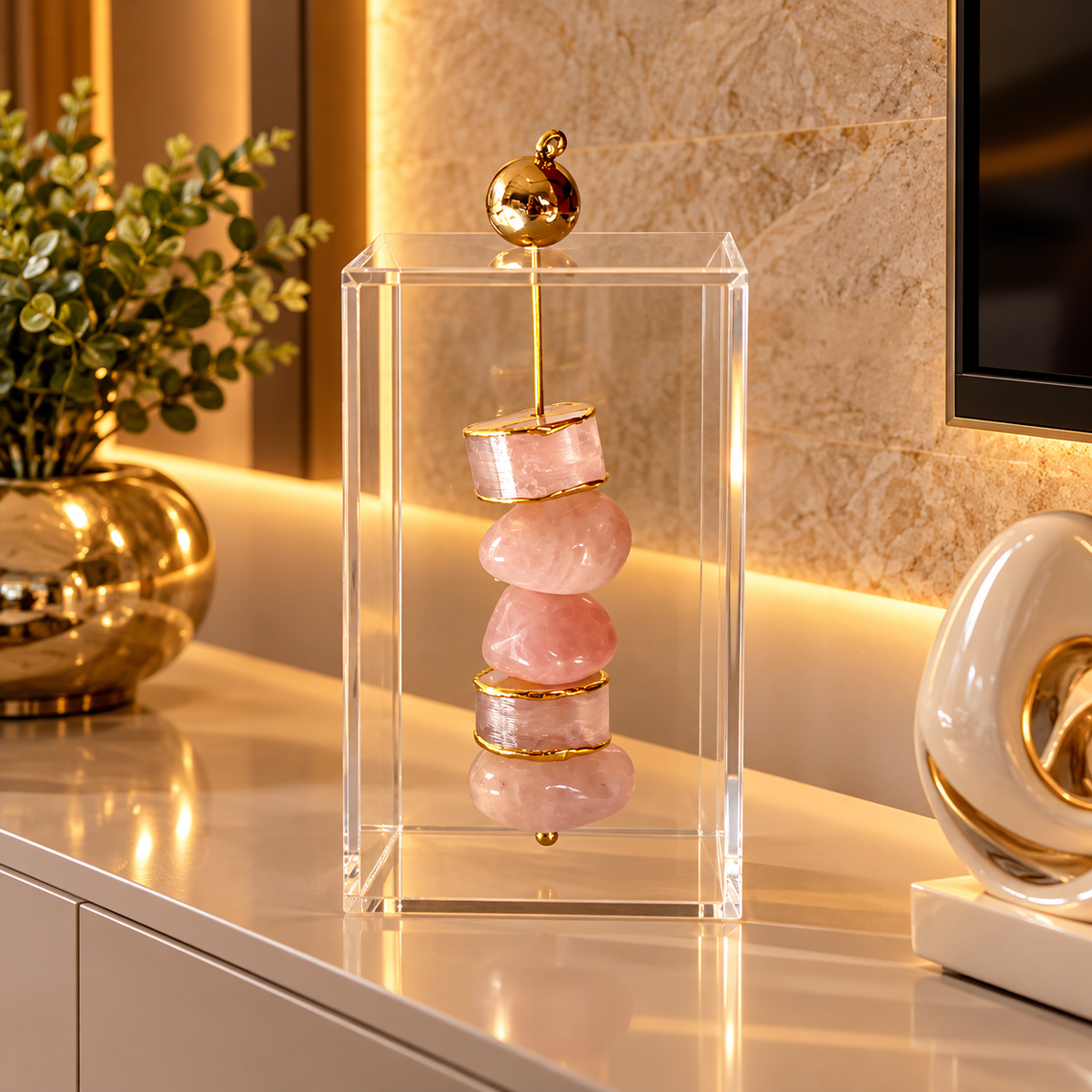 Caixa decorativa de acrílico de Quartzo Rosa e Selenita Banhada.