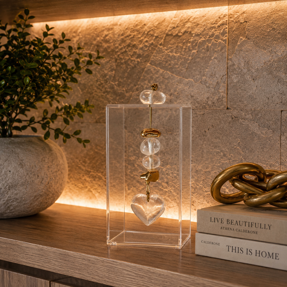 Caixa decorativa de acrílico de Pedras e Coração de Cristal.