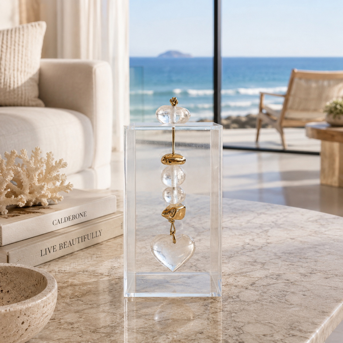 Caixa decorativa de acrílico de Pedras e Coração de Cristal.