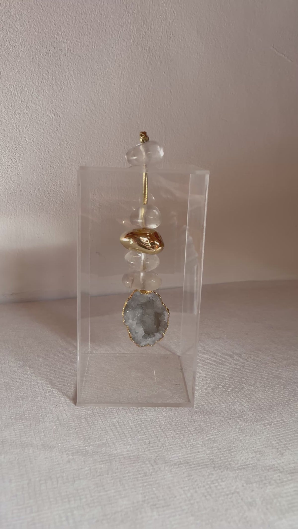 Caixa decorativa de acrílico de Cristal com Pedra Marrocos.